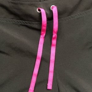 Smitten Pants - ✨NWOT✨Black Scrub Pants Smitten Pants - ✨NWOT✨Black Scrub Pants